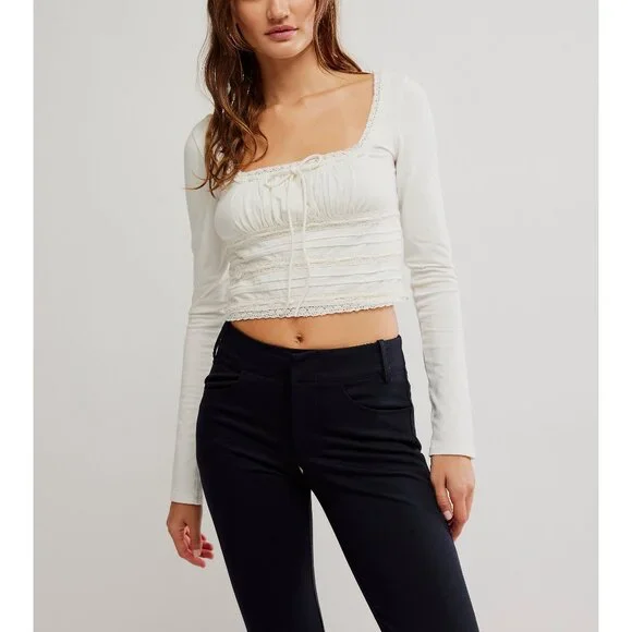 🎉LAST CHANCE🎉 FREE PEOPLE Scarlet Smocked Long Sleeve / Clean Ivory - Picture 4 of 9